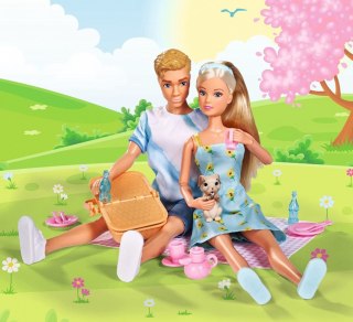 Steffi Love Dolls Steffi and Kevin on a picnic