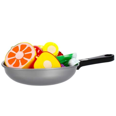 CUTTING FRUIT AND VEGETABLES WITH MEGA CREATIVE PAN 405856