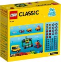 LEGO® Classic - Bricks on wheels