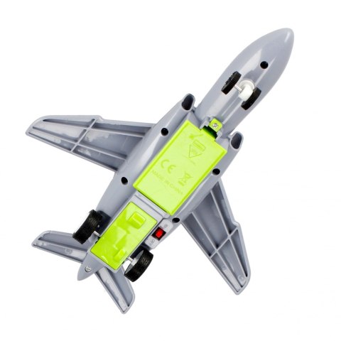 R/C PLANE 2CH BAT 32X23X8 MC WB 48 MEGA CREATIVE